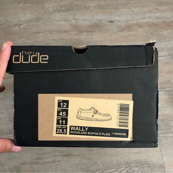 Hey Dude Wally Woodland Buffalo Plaid Christmas Shoes- 12 - Picture 7 of 8